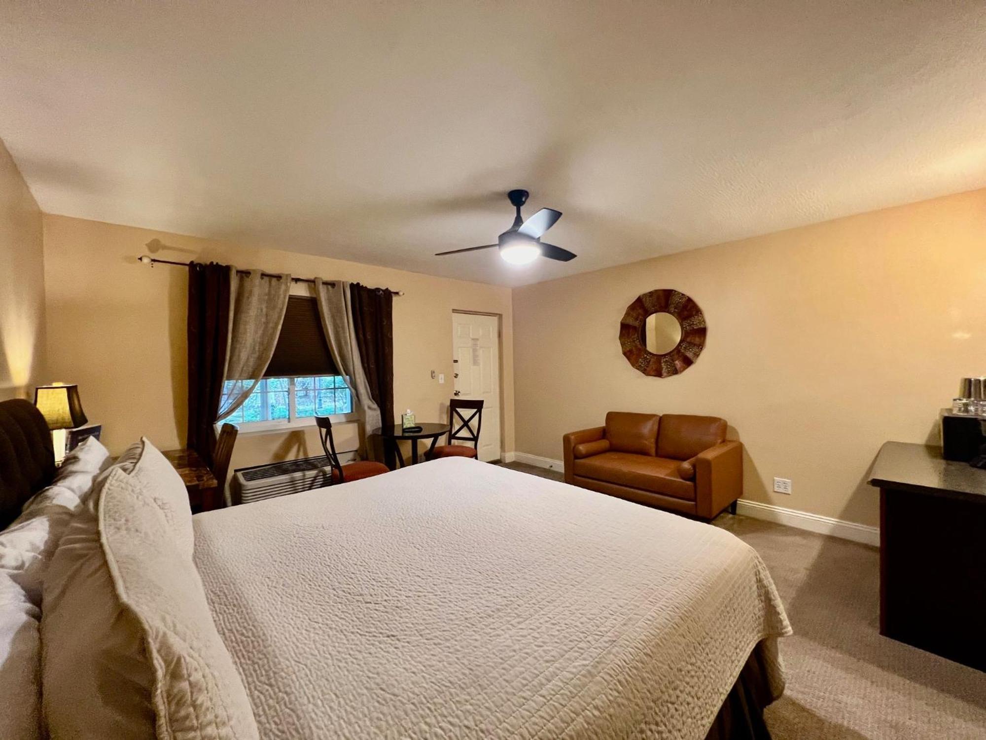 The Mount Vernon Inn מראה חיצוני תמונה