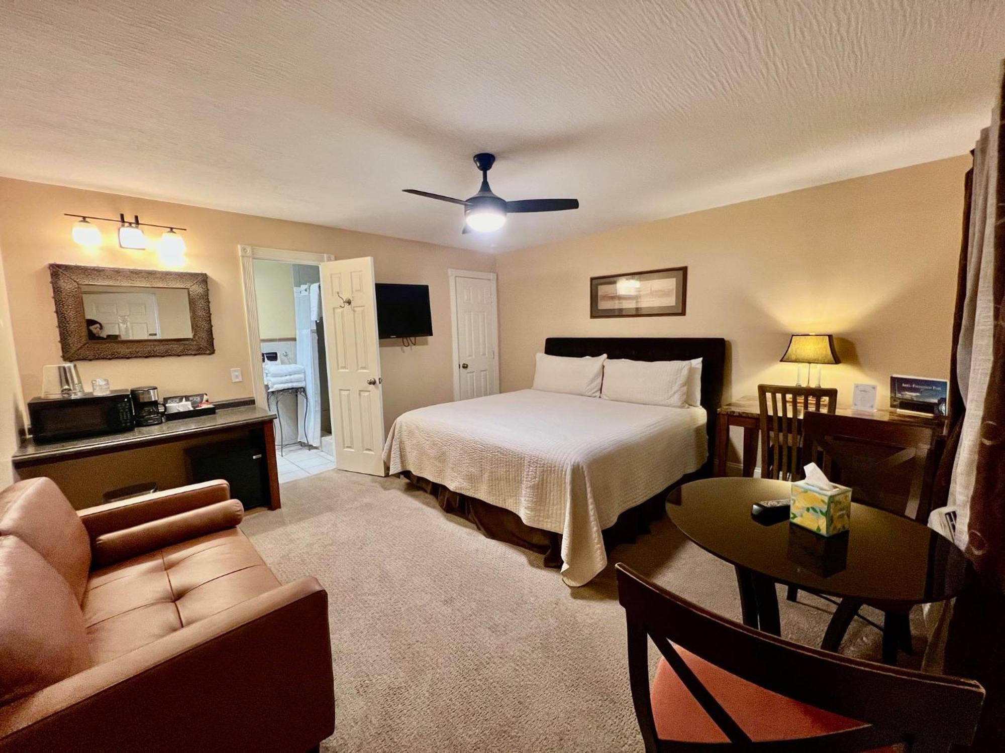 The Mount Vernon Inn מראה חיצוני תמונה